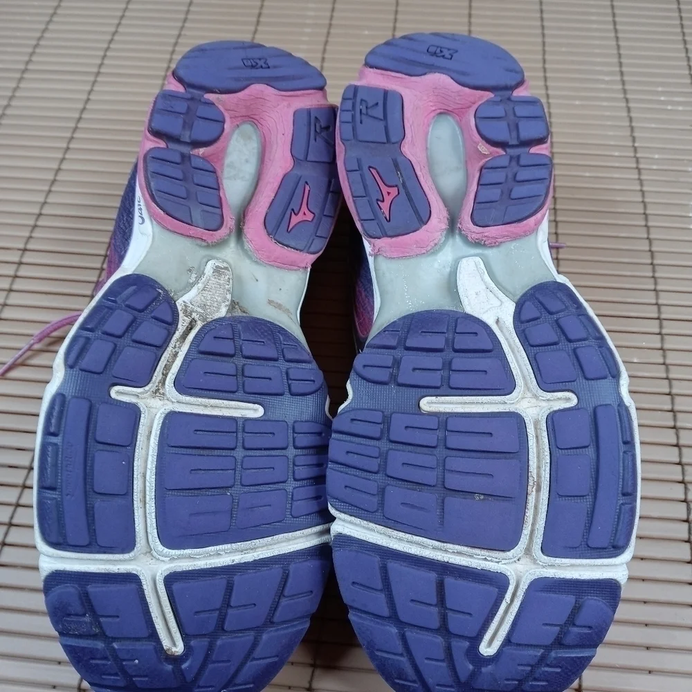 Mizuno Wave Rider 19 Womens Sz 11 Pink Purple Running Shoes J1GD160303 . 277.1pm